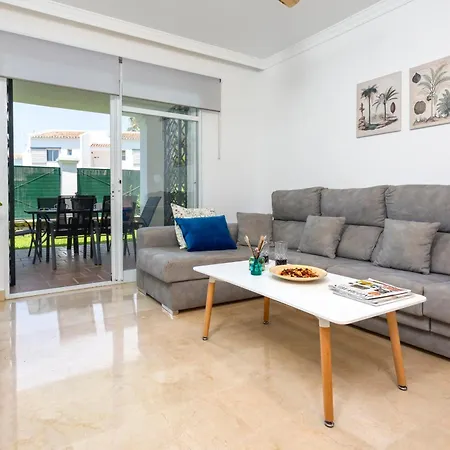 Aloha Gardens By Rent Me